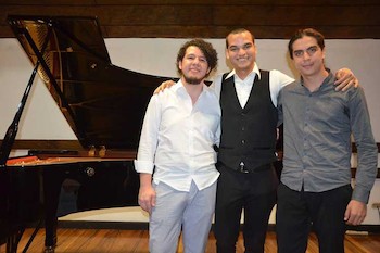 Jóvenes pianistas cubanos satisfechos con premios en concurso tico