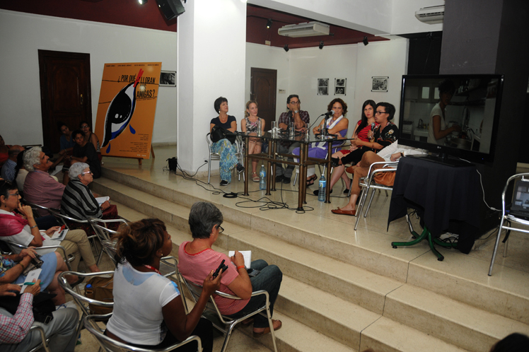 Rinden homenaje en Cuba a mujeres directoras de cine