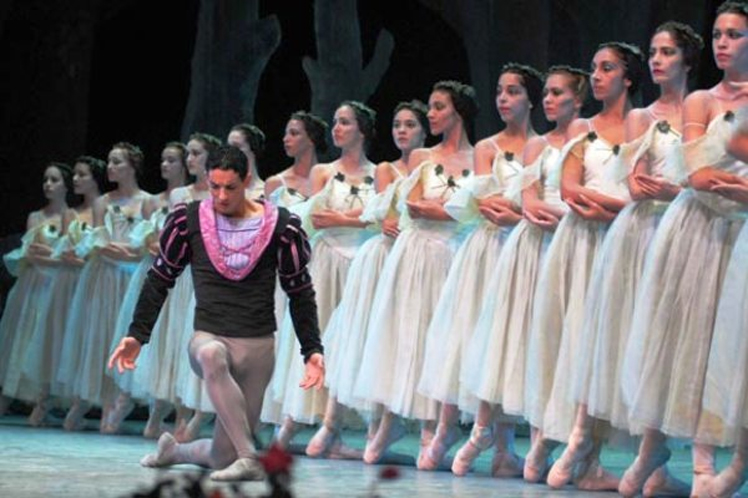 Ballet de Camagüey vuelve a la escena