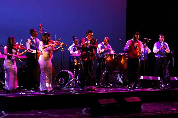 Capital de EE.UU. se mueve al ritmo de la música cubana