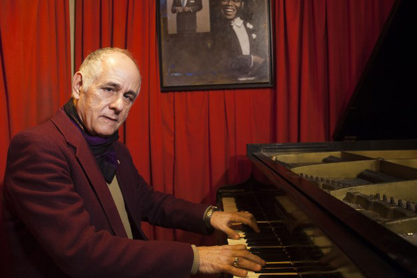 Celebrará el pianista Nelson Camacho su cumpleaños 70