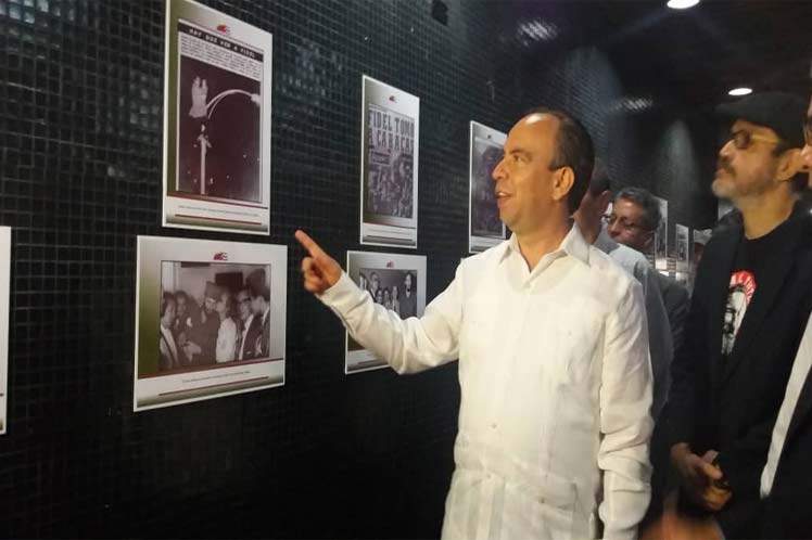 Inauguran en Venezuela exposición fotográfica dedicada a Fidel Castro