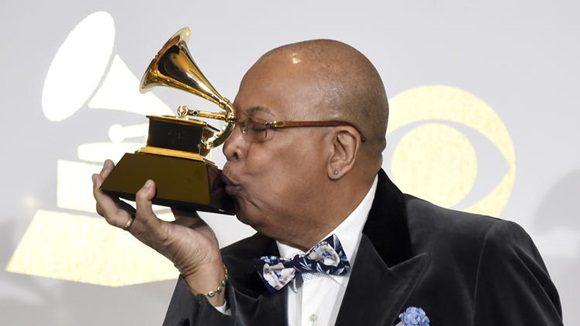 Chucho Valdés ganó el Grammy al mejor álbum de jazz latino.