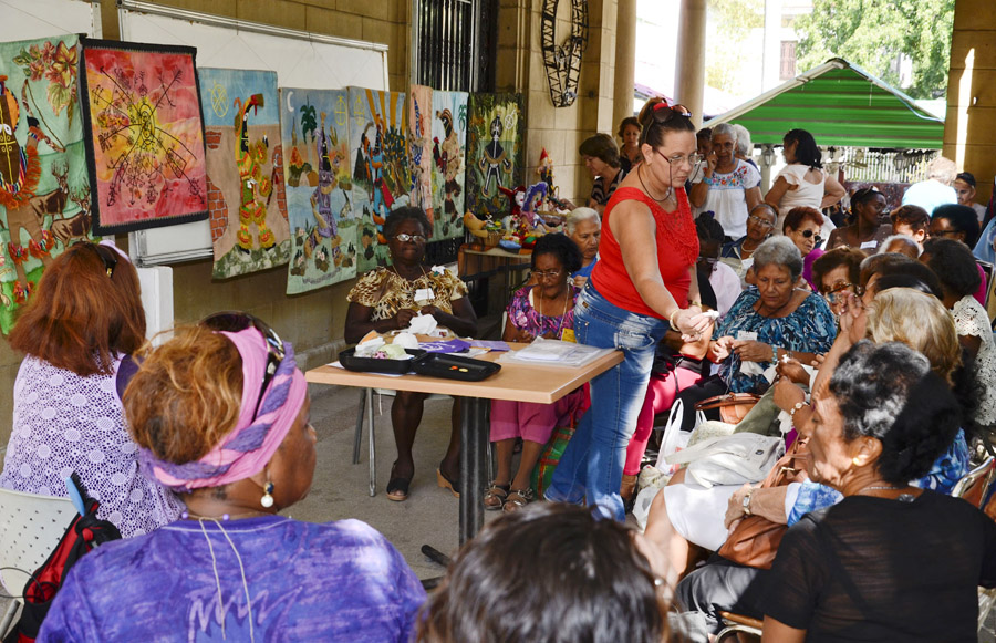 Desarrollan evento teórico y fórum de la cultura en La Habana