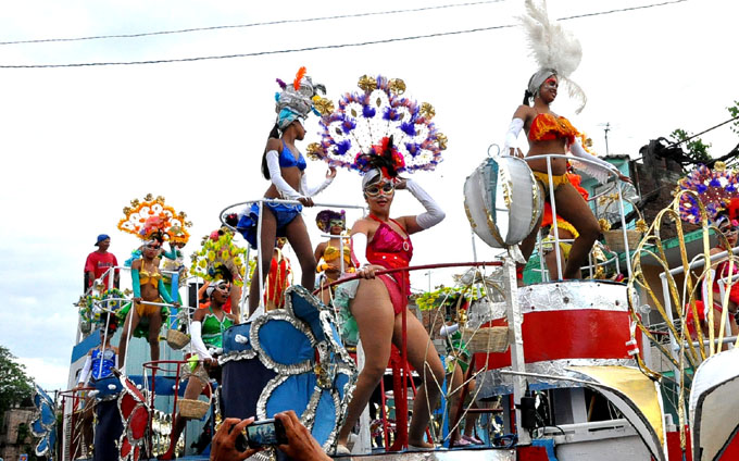 A ritmo de campeones comenzará hoy Carnaval Bayamo 2017