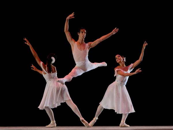 De estreno Ballet Contemporáneo de Camagüey en el Teatro Martí