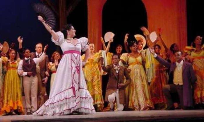 Teatro Lírico Nacional de Cuba: 55 años cantando bellezas