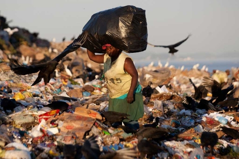 Estrenarán documental Mujeres de la basura al bienestar