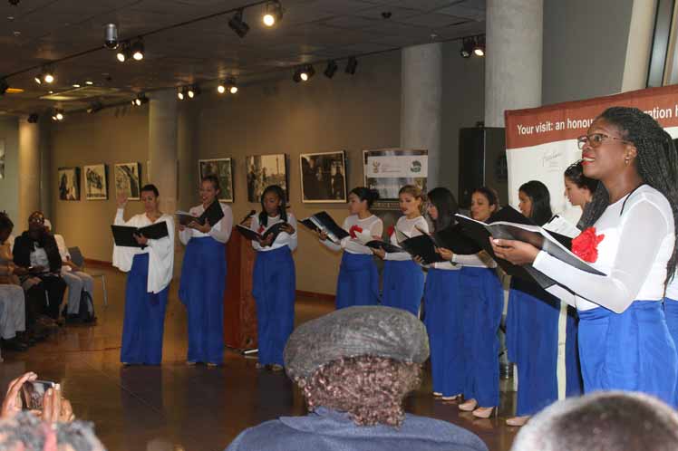 Prosiguen actuaciones en Sudáfrica de coro cubano en honor a Mandela