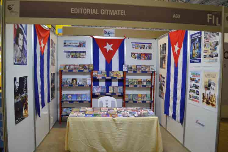Autores cubanos debutan en feria internacional del libro en Bolivia